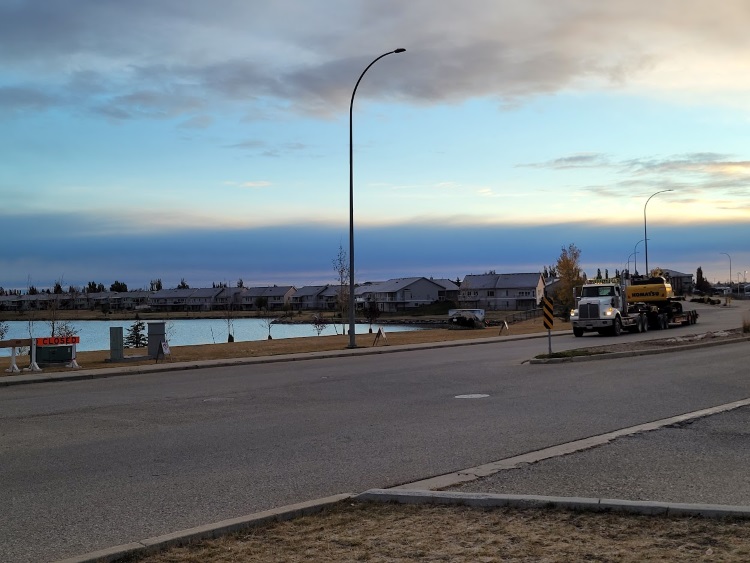 Lane closures on Lakeside Blvd and Westmount Drive portals